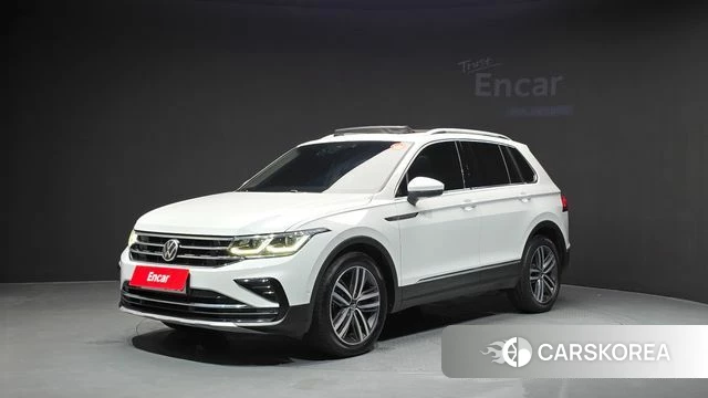 Volkswagen Tiguan second Generation 2021 Белый из Кореи