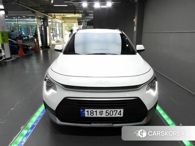 Kia Di Ol Nu Niro 2025 Белый из Кореи
