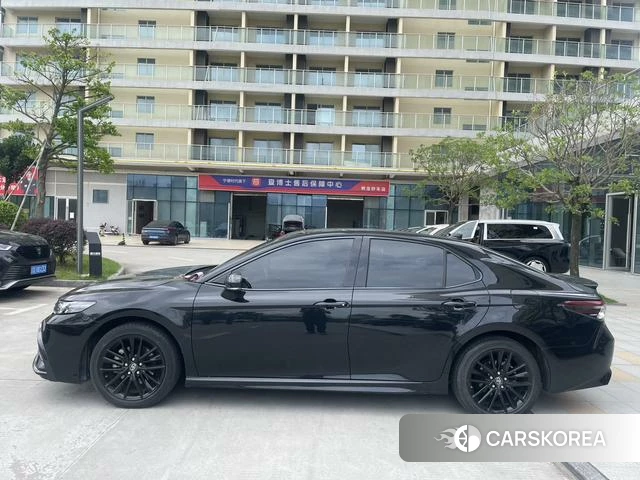 Toyota Camry 2023 Черный из Китая