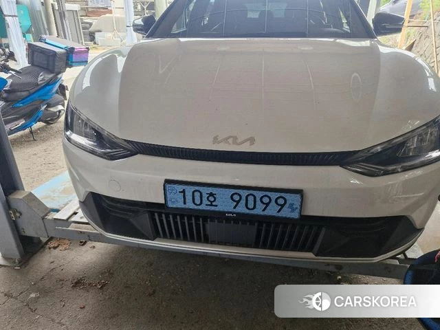 Kia EV6 2022 Белый из Кореи
