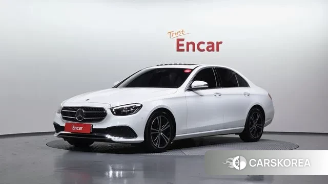 Mercedes-Benz E-Class W213 2021 Белый из Кореи