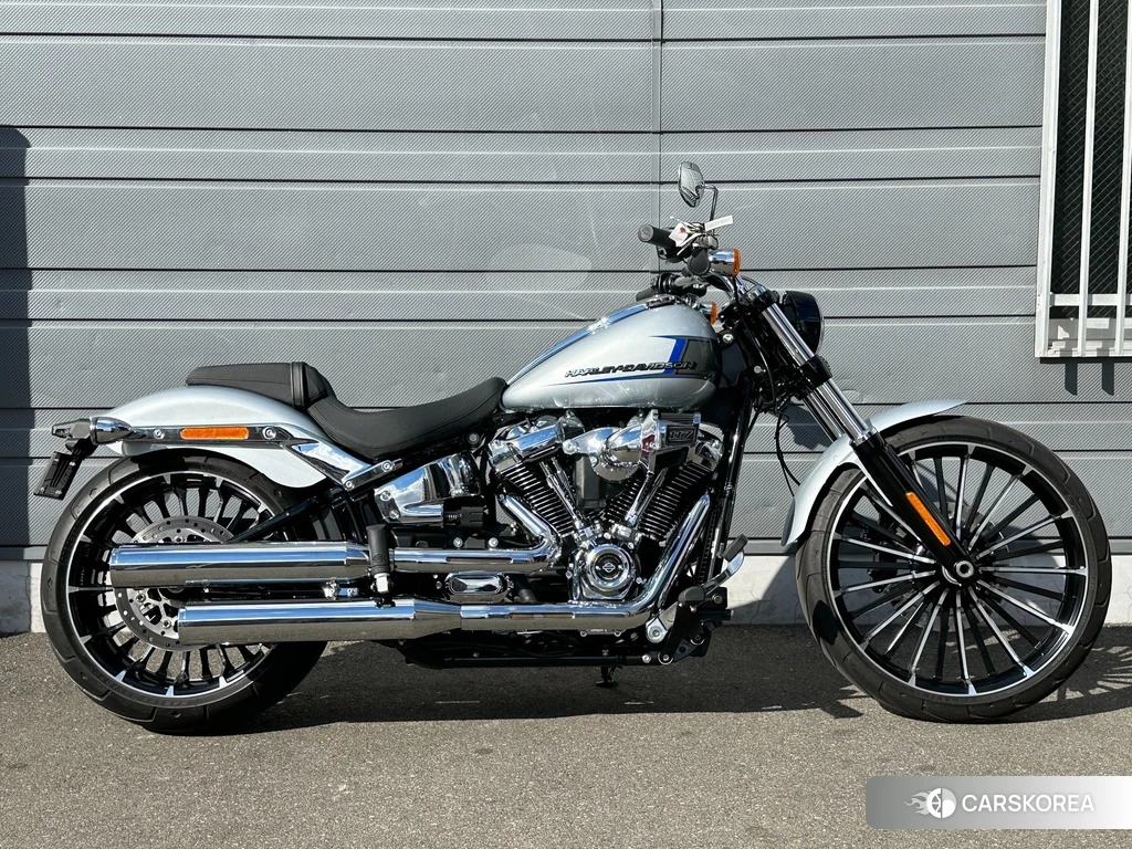 Проданный Harley-Davidson Softail Breakout FXBR1750 2023 из Японии