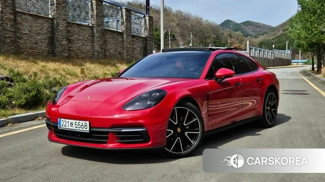 Porsche Panamera (971) 2018 Красный из Кореи