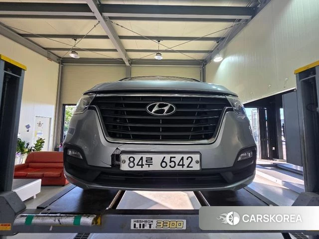 Hyundai The New Grand Starex 2018 Серебряный из Кореи