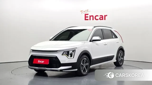Kia Di Ol Nu Niro 2022 Белый из Кореи