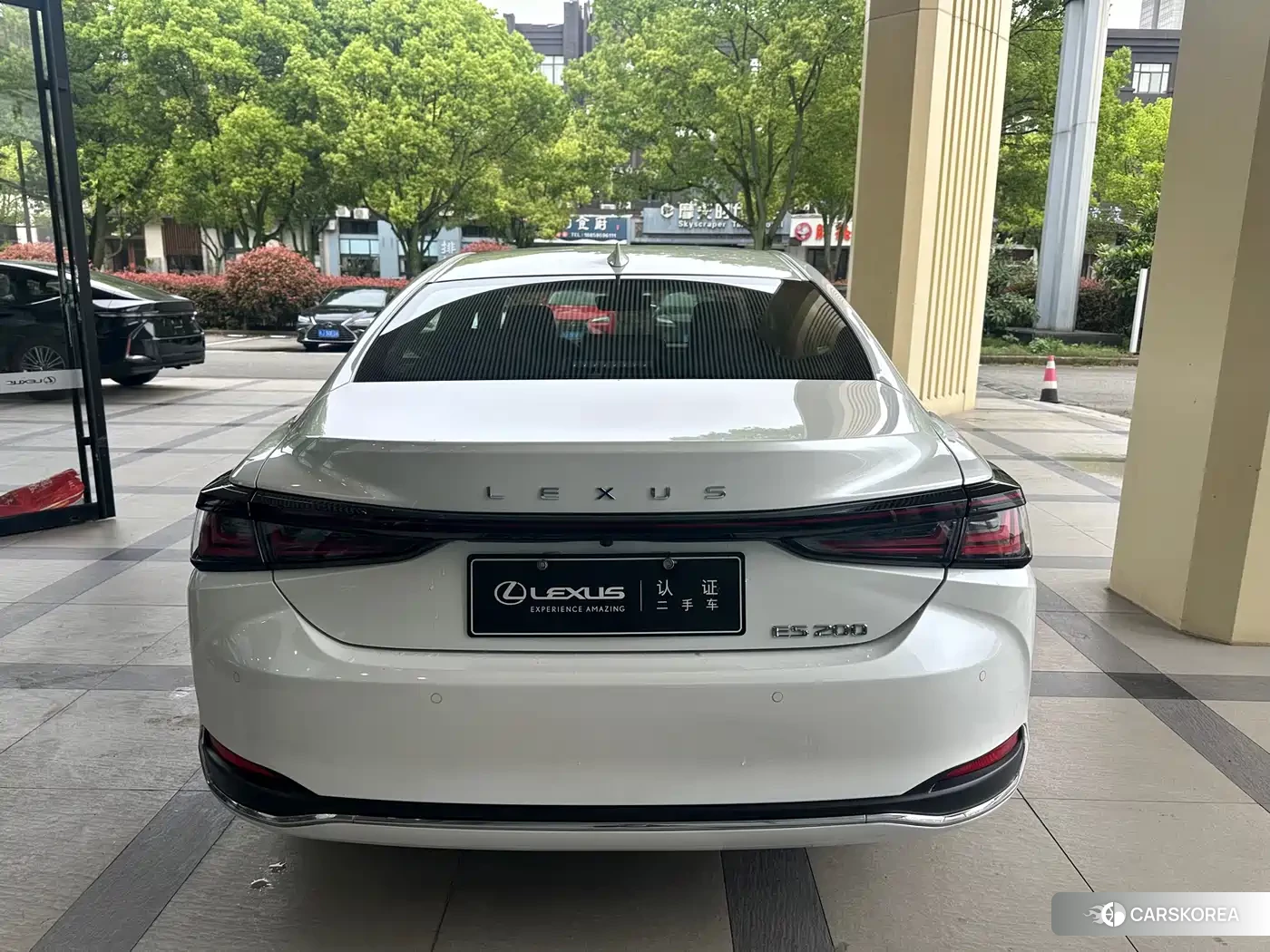 Lexus ES 2025 Белый из Китая