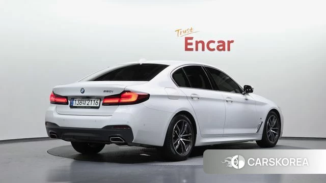 BMW 5 Series (G30) 2021 Белый из Кореи