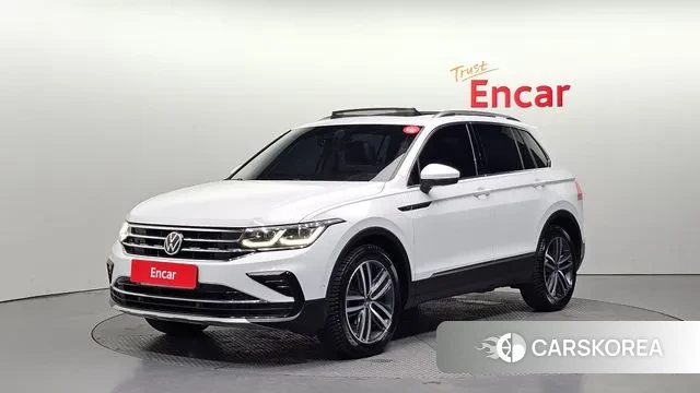 Volkswagen Tiguan second Generation 2021 Белый из Кореи