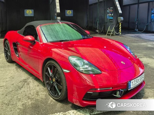 Porsche 718 Boxster 2022 Красный из Кореи