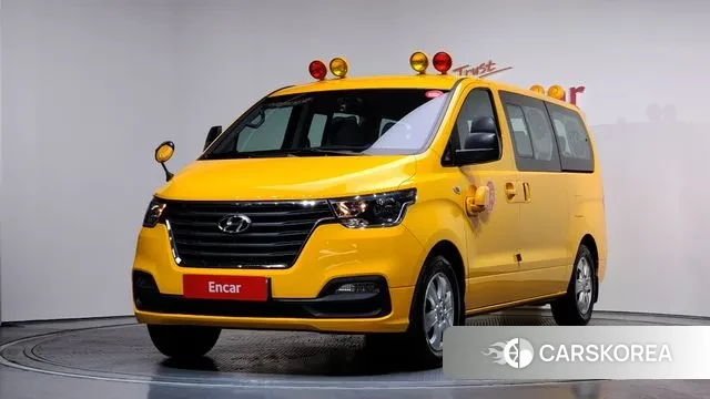 Hyundai The New Grand Starex 2021 Желтый из Кореи