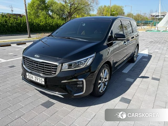 Kia The New Carnival 2018 Черный из Кореи