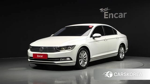 Volkswagen Passat GT (B8) 2018 Белый из Кореи