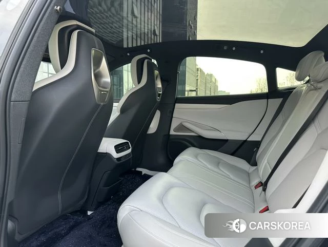 Xiaomi Car Xiaomi SU7 2025 Черный из Китая