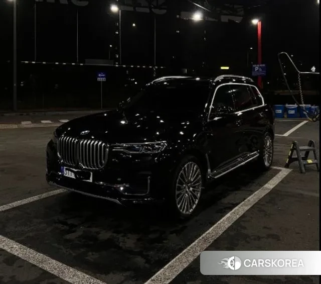 BMW X7 (G07) 2022 Черный из Кореи