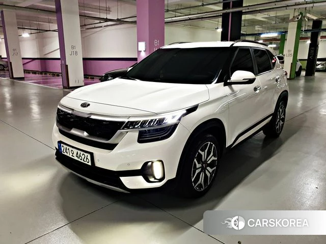 Kia Seltos 2021 Белый из Кореи