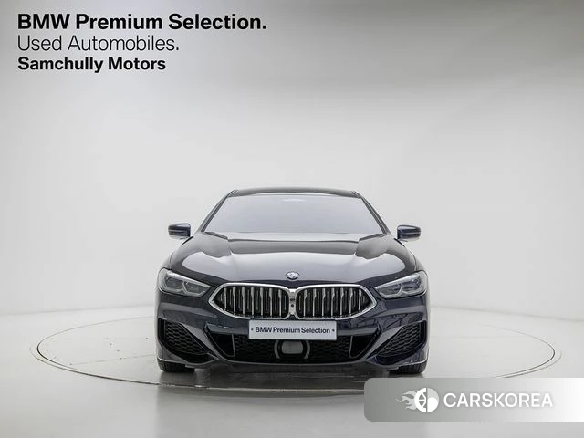 BMW 8 Series (G15) 2021 Черный из Кореи