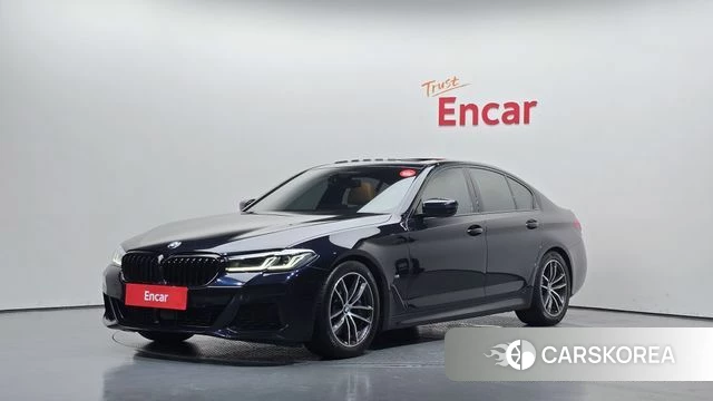 BMW 5 Series (G30) 2020 Черный из Кореи