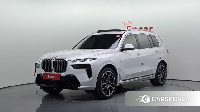 BMW X7 (G07) 2026 Белый из Кореи