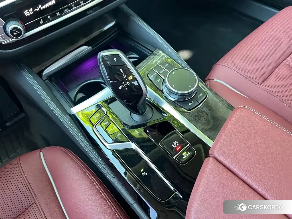 BMW 5 series 2023 Белый из Китая