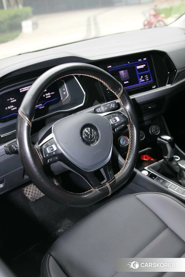 Volkswagen Sagitar 2022 Белый из Китая
