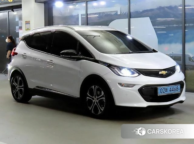 Chevrolet (GM Daewoo) Bolt EV 2018 Белый из Кореи