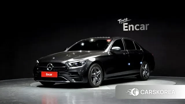 Mercedes-Benz E-Class W213 2023 Серый из Кореи