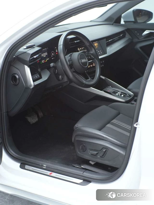 Audi A3 2023 Белый из Китая