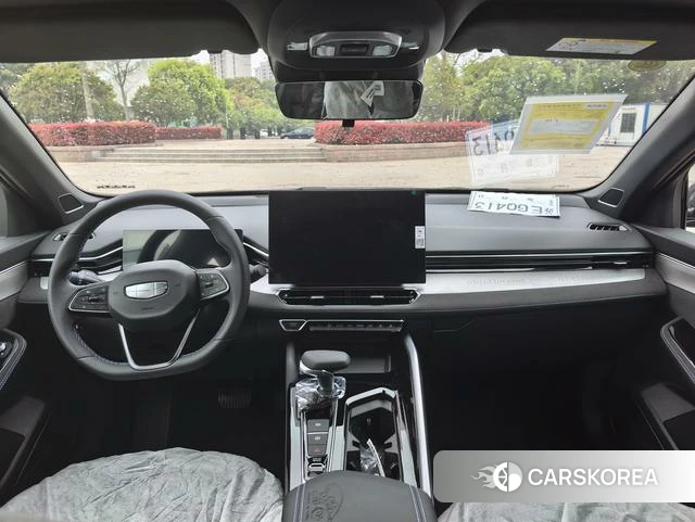 Geely Automobile Xingrui 2026 Темно-серый из Китая
