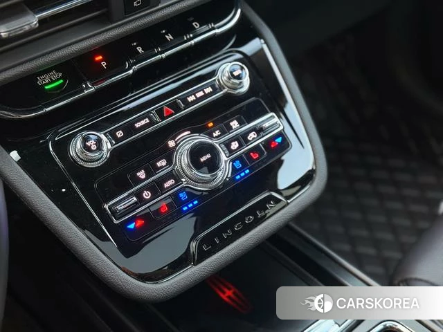 Lincoln Adventurer PHEV 2022 Синий из Китая