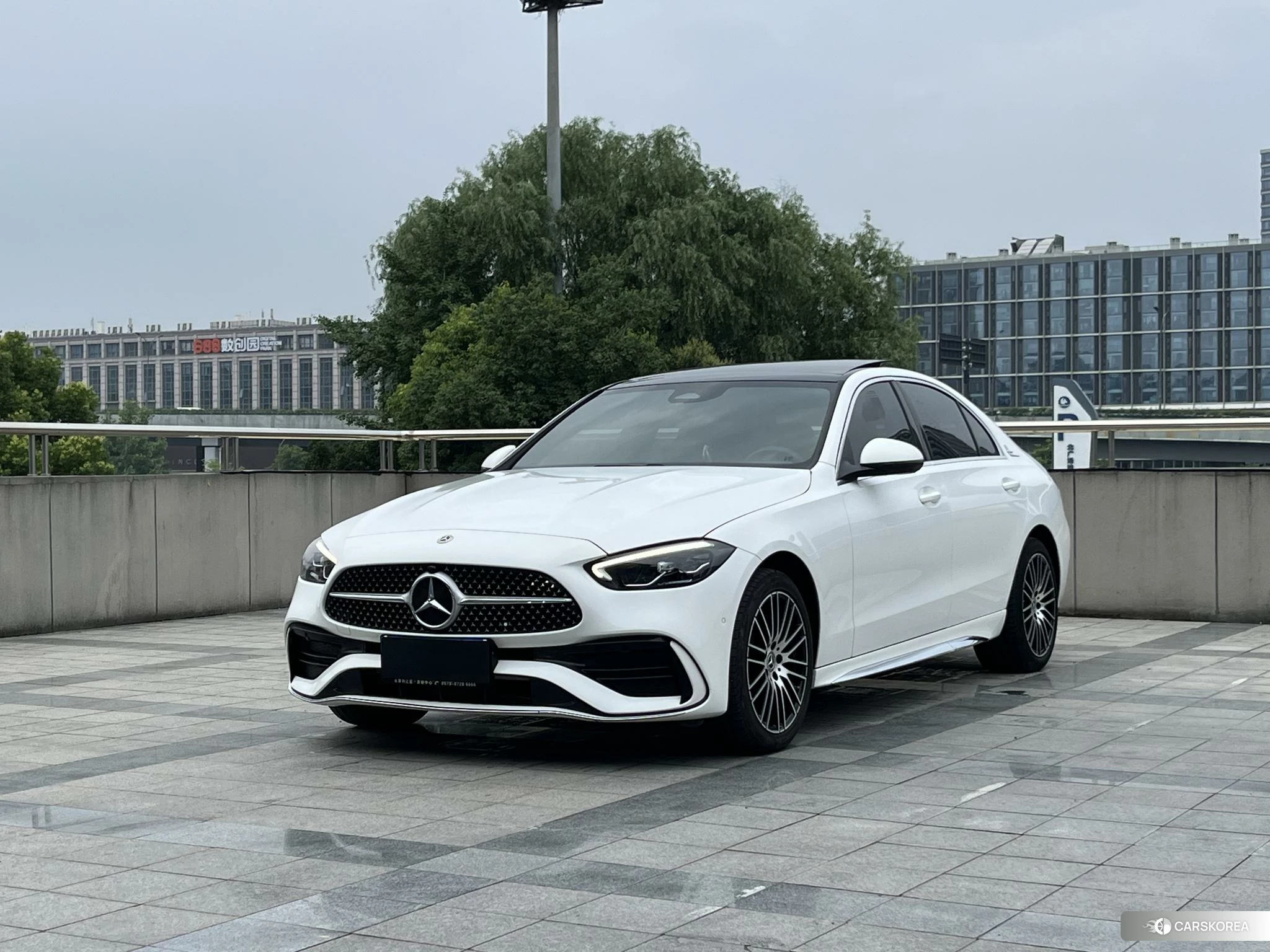 Mercedes-Benz Class C 2022 Белый из Китая