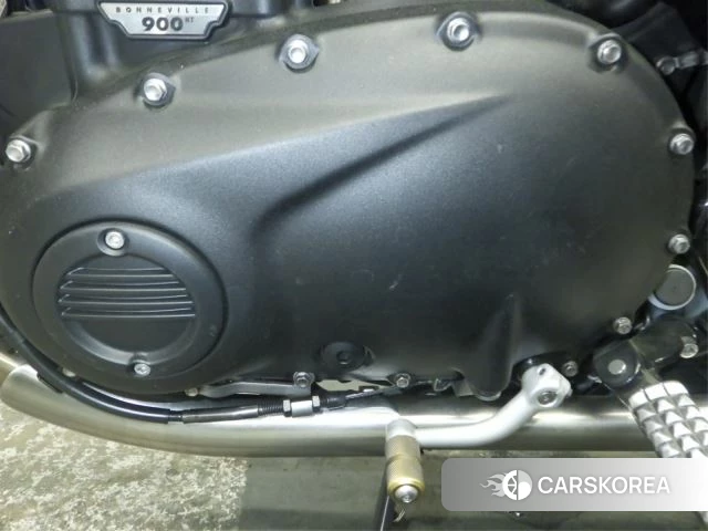 Engine photo