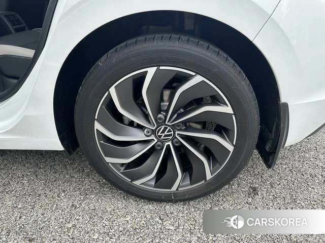 Volkswagen Golf 2022 Белый из Китая