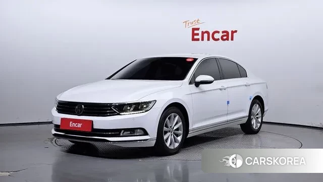 Volkswagen Passat GT (B8) 2018 Белый из Кореи