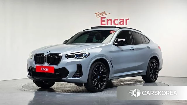 BMW X4 (G02) 2025 Светло-серебряный цвет из Кореи