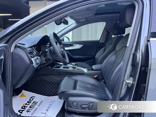 Audi A4L 2021 Темно-серый из Китая
