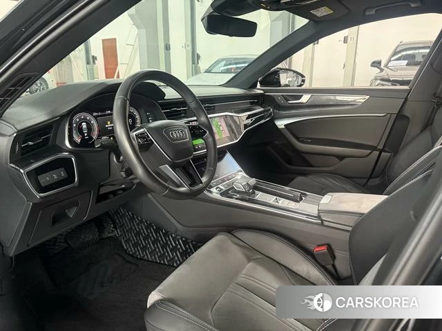 Audi A6L 2021 Черный из Китая