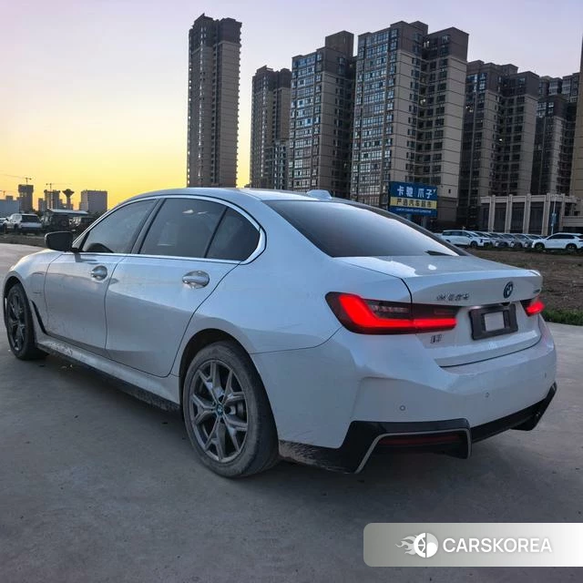 BMW i3 2023 Белый из Китая