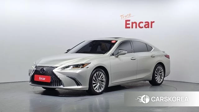 Lexus ES300h 7th generation 2019 Песочный из Кореи