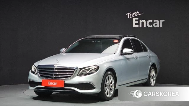 Mercedes-Benz E-Class W213 2019 Серебряный из Кореи