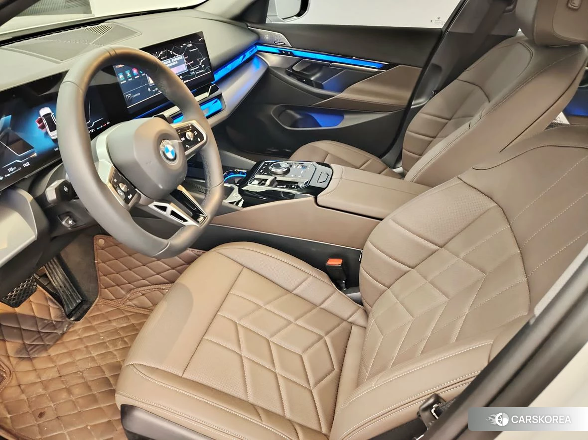 BMW 5 series 2025 Белый из Китая