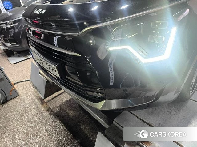 Kia Di Ol Nu Niro 2023 Черный из Кореи