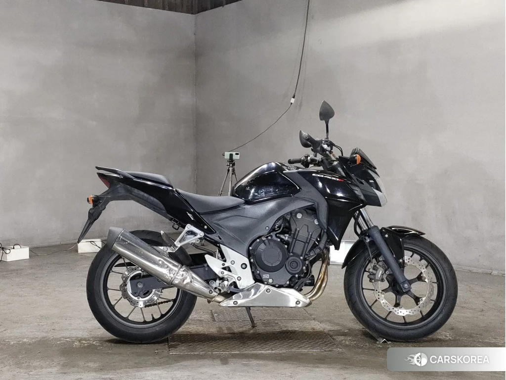 Проданный Honda CBR400R 2014 из Японии