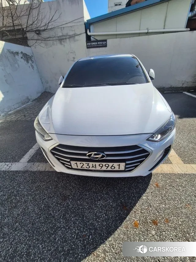 Hyundai Avante AD 2018 Белый из Кореи