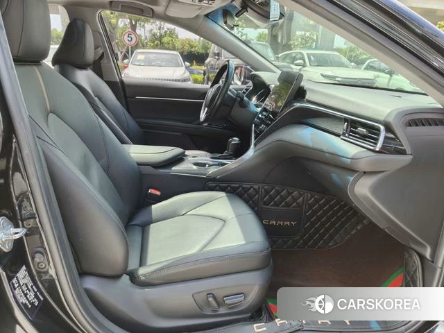Toyota Camry 2021 Черный из Китая