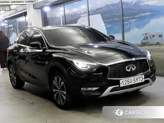 Infiniti QX30 2019 Черный из Кореи