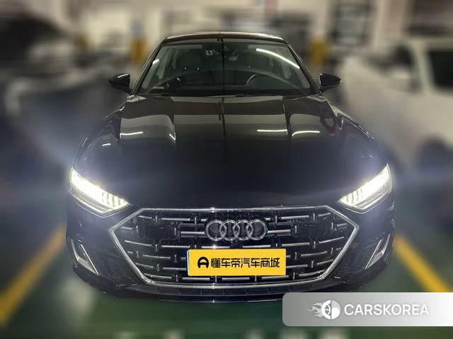Audi A7L 2024 Черный из Китая