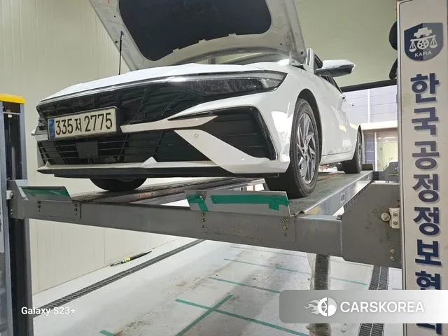 Hyundai The New Avante Hybrid (CN7) 2023 Белый из Кореи