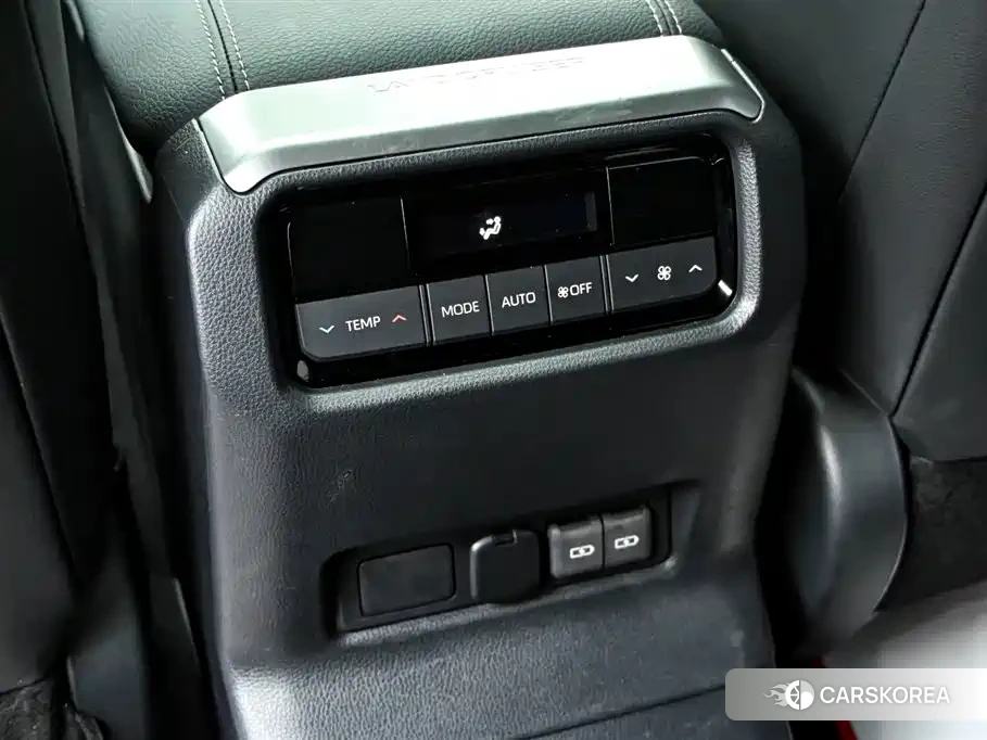Toyota Land Cruiser 2025 Черный из Китая