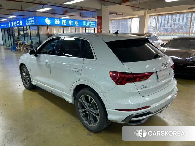 Audi Q3 2022 Белый из Китая