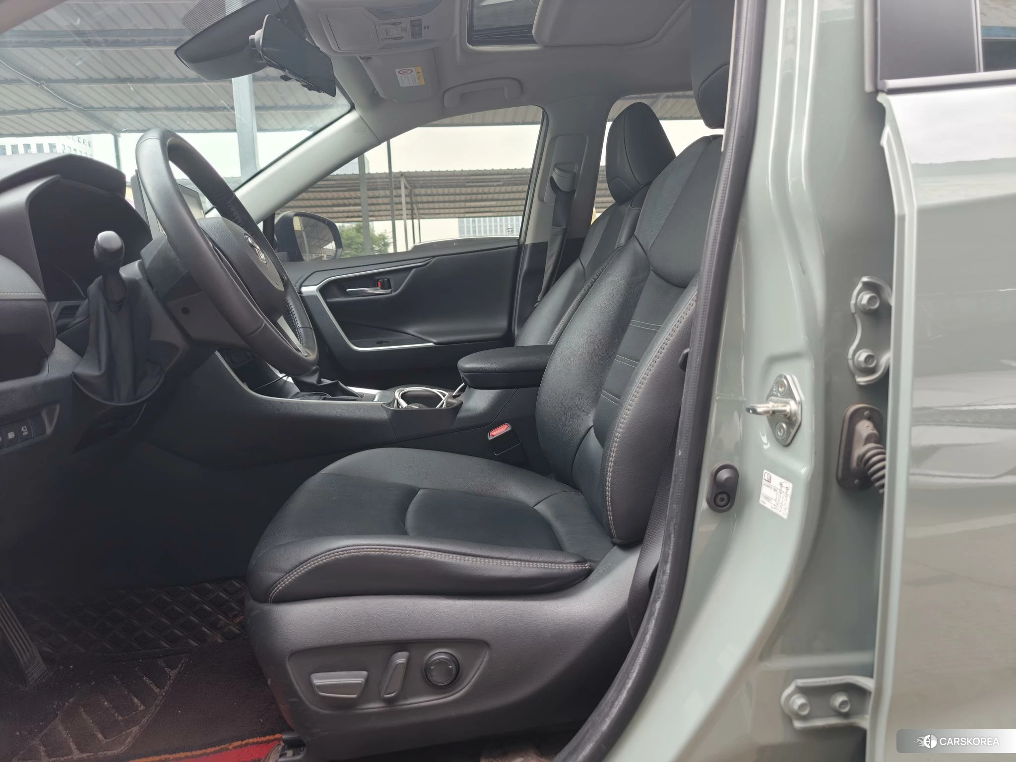 Toyota RAV4 2021 Другой из Китая